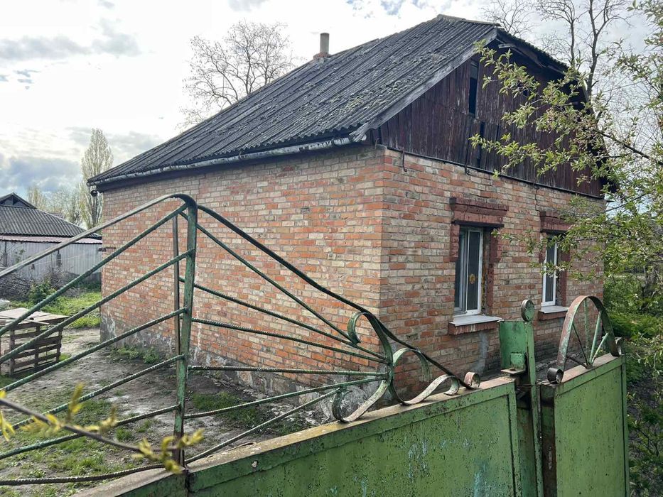 Продам угловой участок, удобный для ведения бизнеса, Богополь