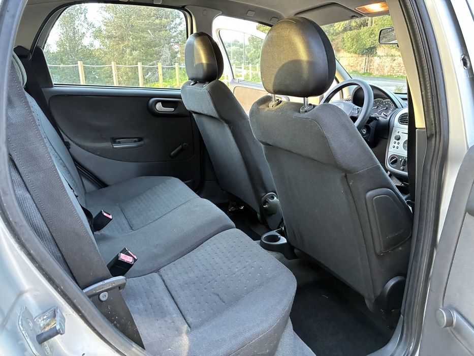Opel Corsa — fotografia 8