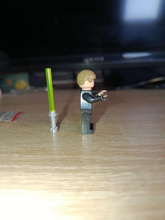 Sprzedam figurkę kompatybilną z LEGO Luke Skywalker