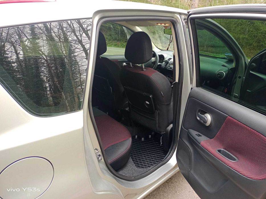 Продам Nissan Note