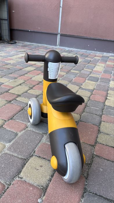 Біговел Kinderkraft Minibi