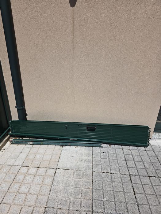 Grade de ferro + calhas (200x124 cm)