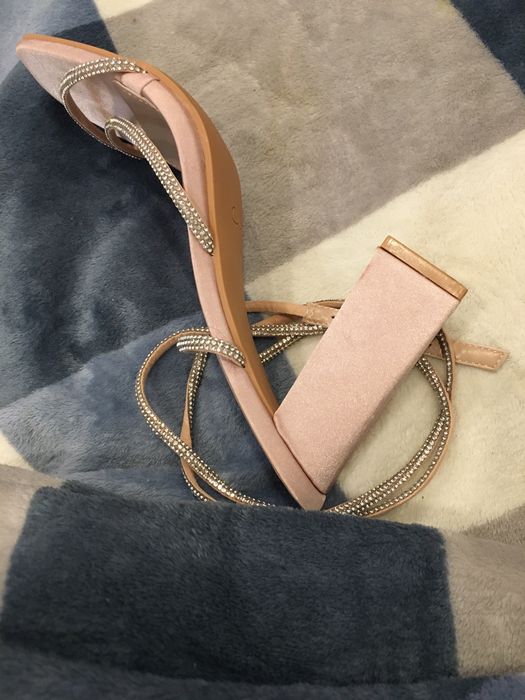 Saltos Altos (Veludo)