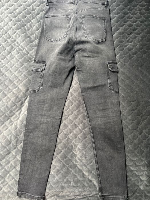 Jeansy skinny cargo szare roz. 36 Sinsay