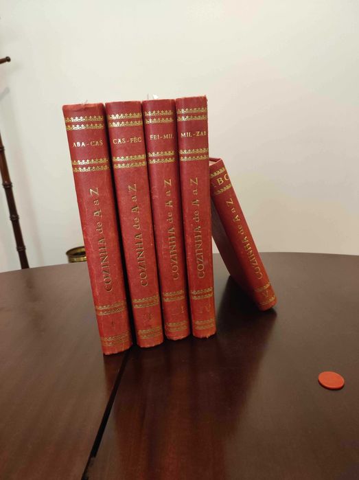 Coleção “Cozinha de A a Z” – 4 Volumes + Livro de Dicas (Anos 70)