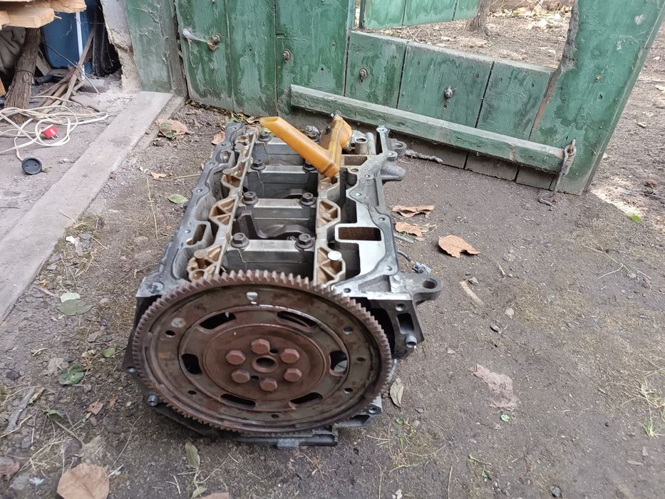 Продам двигатель