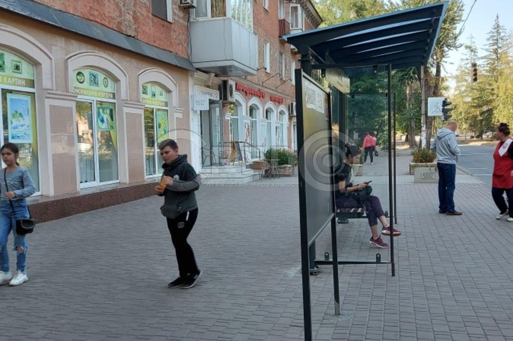 Продаж магазину на Карачунах вул. Алмазна, 4