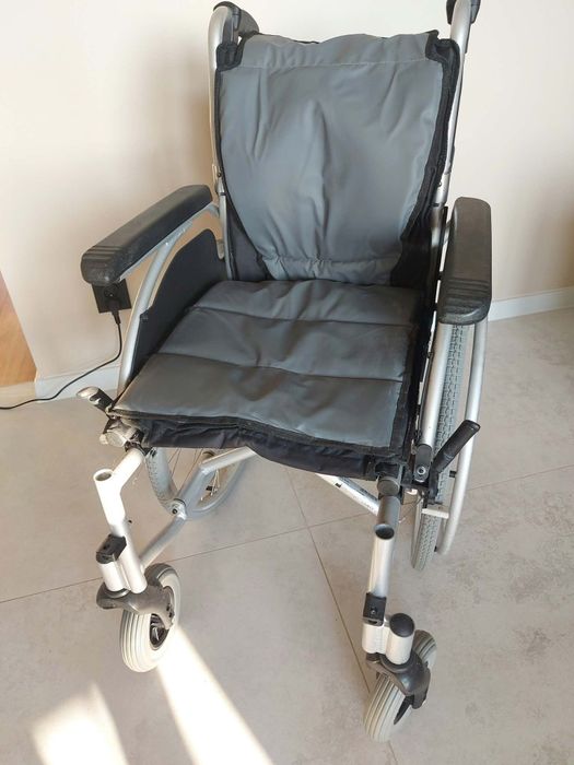Lekki wózek aluminiowy Armedical homecare line