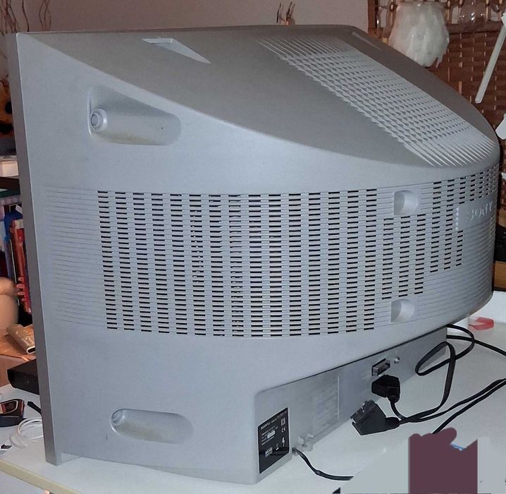 Televisor Sony Black Trinitron impecável