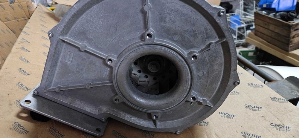 Wentylator promieniowy ebmpapst dmuchawa gazowa kotła kondensacyjnego