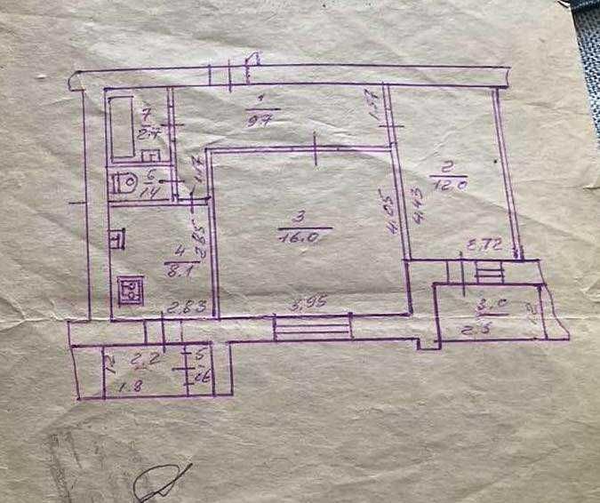 Простора 2-кімнатна, зручна локація, гарне планування, вигідна ціна