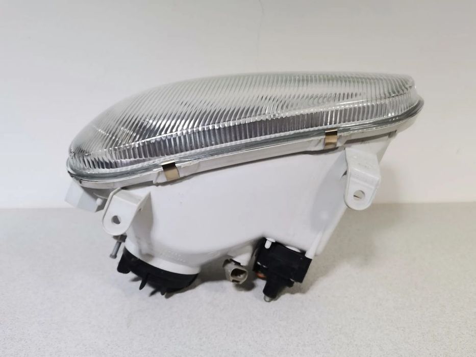lampa reflektor lewy  toyota rav4 rav 4 i 94-97 oryginał
