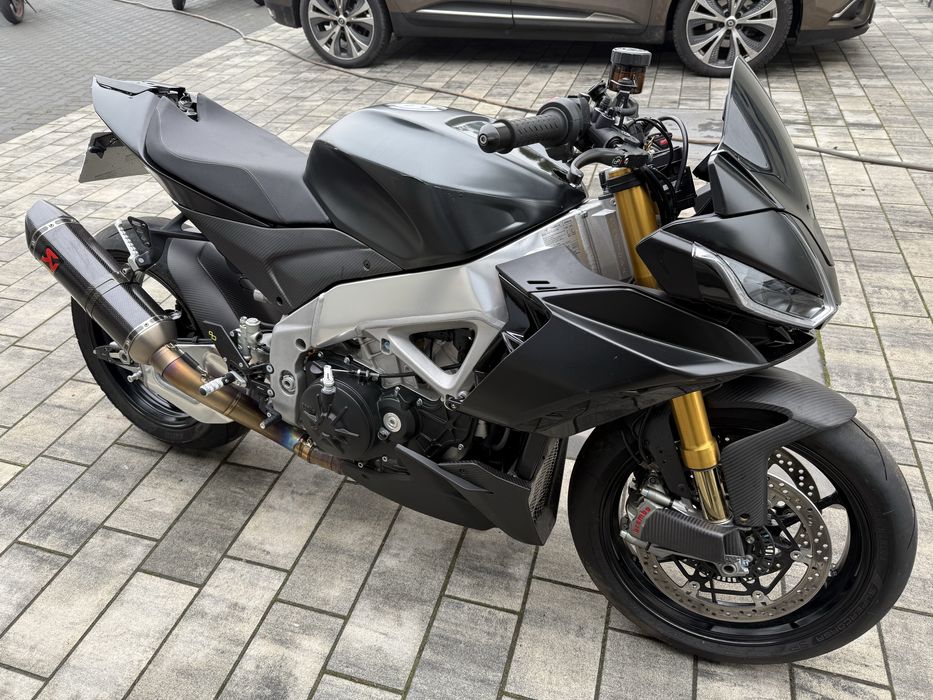 Aprilia tuono 1100 v4 lekko uszkodzona 24r