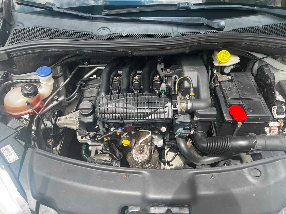 Peugeot 208 1.2 82cv 2013 Gasolina