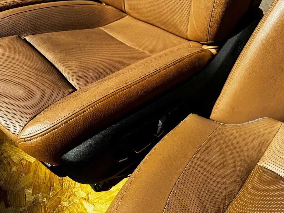 Комплект сидінь з BMW 740 2013 (F02) Li Xdrive Седан