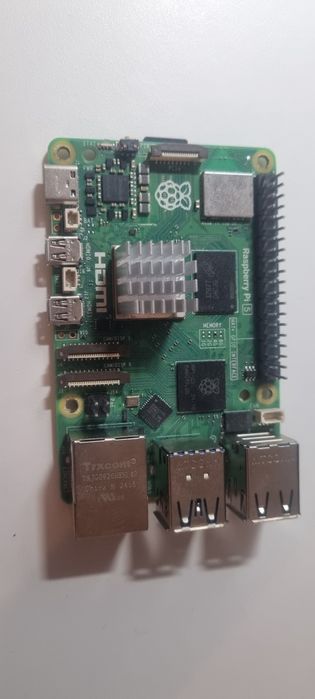 Raspberry pi 5 4 Gb + karta pamięci 32 Gb