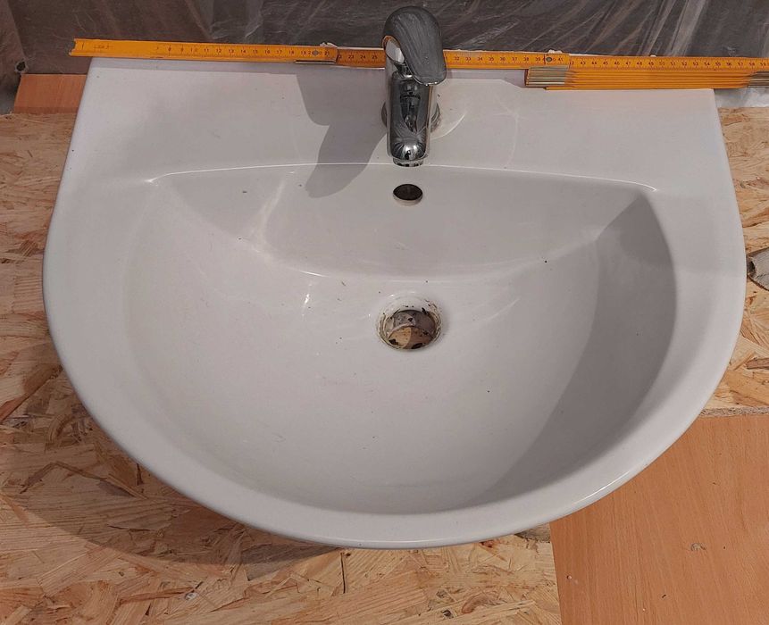 Umywalka Cersanit 55cm z baterią KFA Armatura
