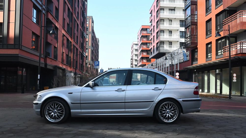 BMW Seria 3 BMW E46 325i