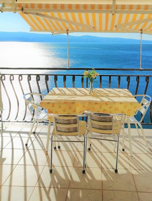 Chorwacja OMIŠ apartament z widokiem na morze blisko plaży