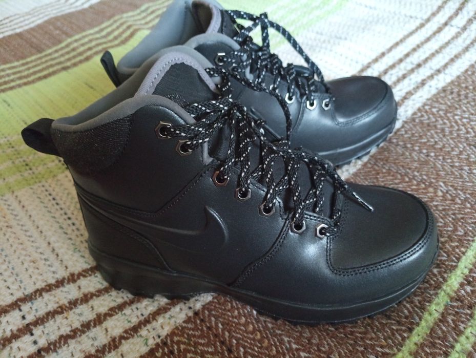 Оригінальні шкіряні ботинки Nike, 38,5-39 р-р, прислані з Англії.