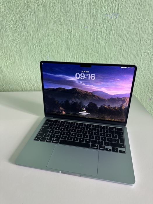macbook air m4 16/256