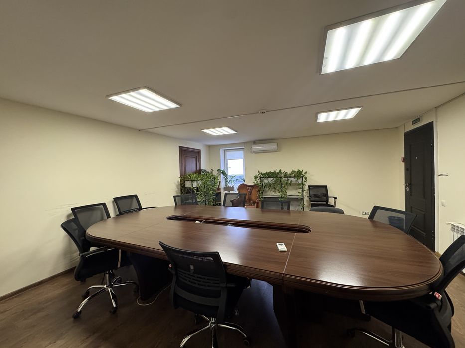 Комерційна нерухомість за адресою вул. Бандери Степана (площа 2423 м²) - Atlanta.ua - фото 2