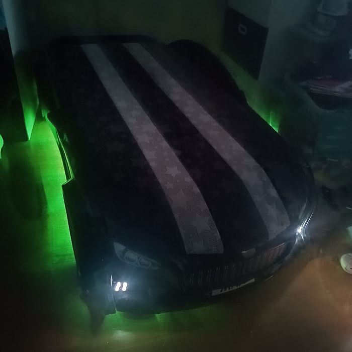 Łóżko dzieciece samochód BMW