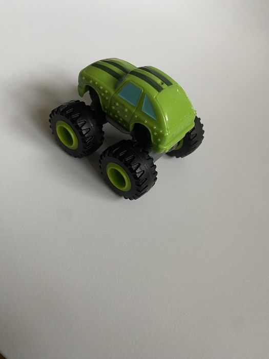 Игрушка. Из мультика « ВСПЫШ»