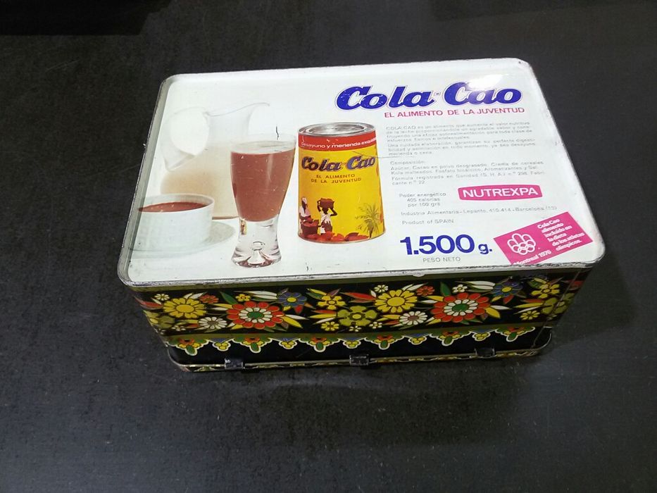 Caixa metálica COLA CAO ( muito antiga )