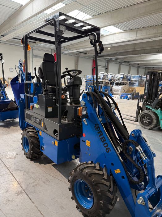 OFICJALNY Dealer Rippa Płotex Złoczew Nowa Koparko - Ładowarka RIPPA RB06 Kubota ładowarka koparka RL06