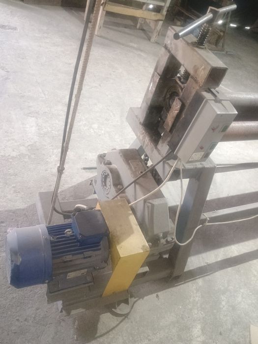 Трьохвальцевий станок, листогиб