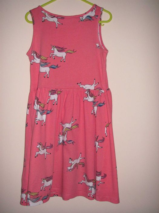 Vestidos Verão Criança H&M T122/128 e Riscas T/6 Anos