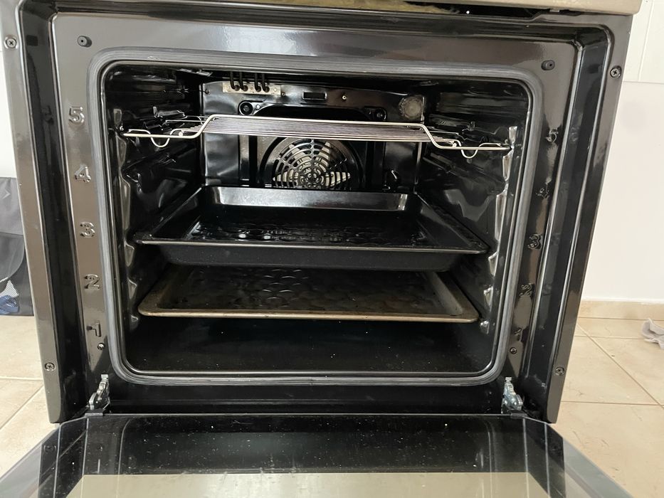 Kuchenka Amica 618CE3.333HTaQ(Xx) Termoobieg