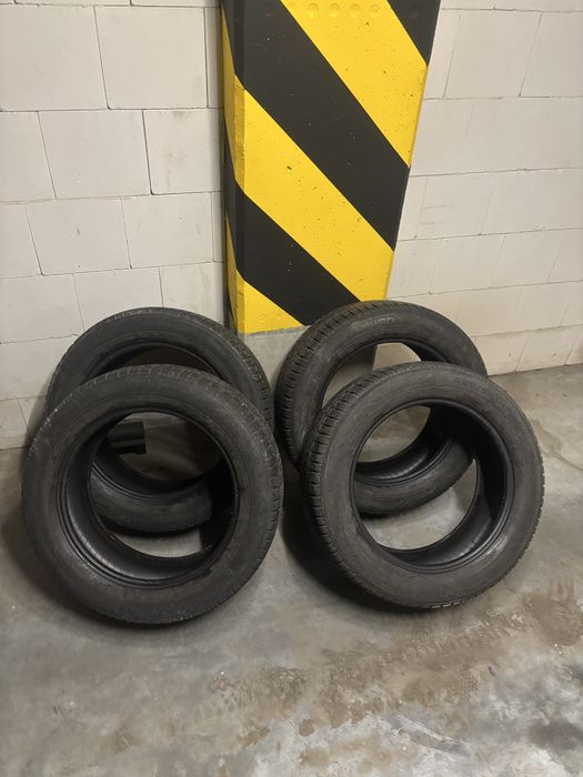 Opony zimowe 225/55 r17 7,5mm bieżnika