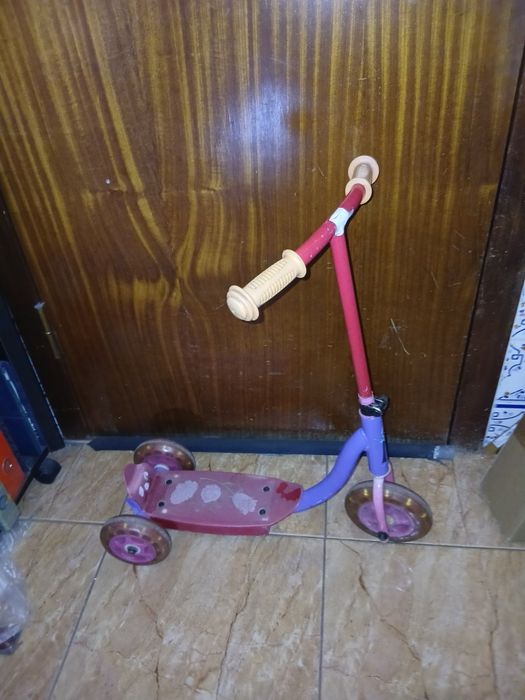 Bicicletas  e triciclos bebés e crianças