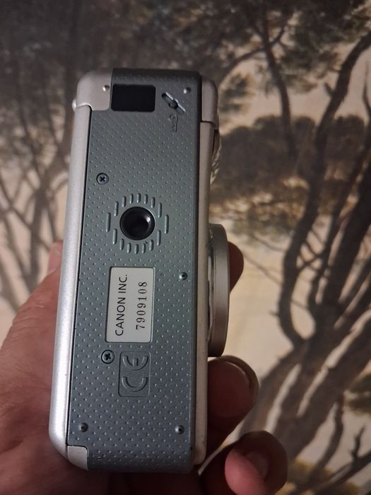 Плёночный фотоаппарат Canon Prima super 105u
