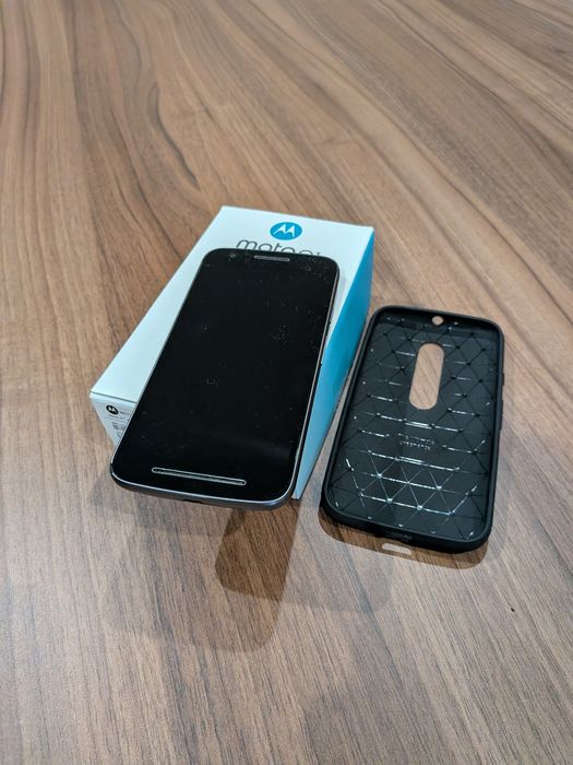 Motorola Moto E3 + capa protetora