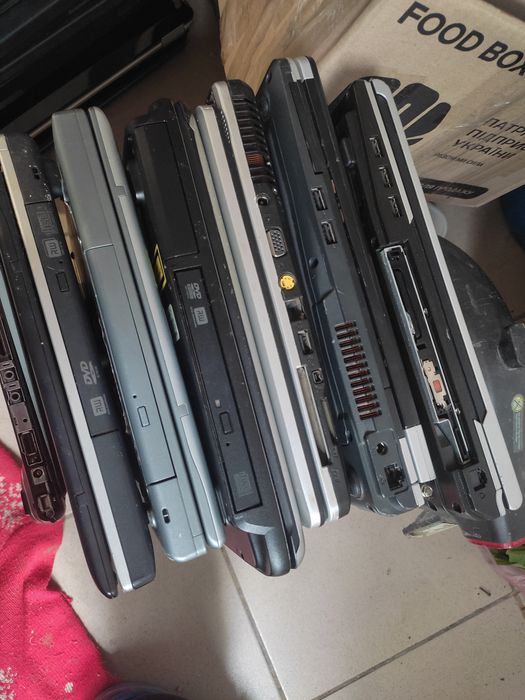 Колекція,лот ноутбук 15 штук з Германії.робочі.