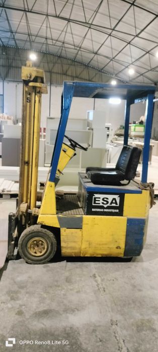 Empilhador Elétrico