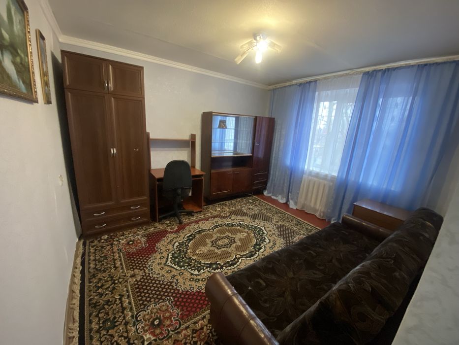 приватизовані 3 кімнати в гуртожитку