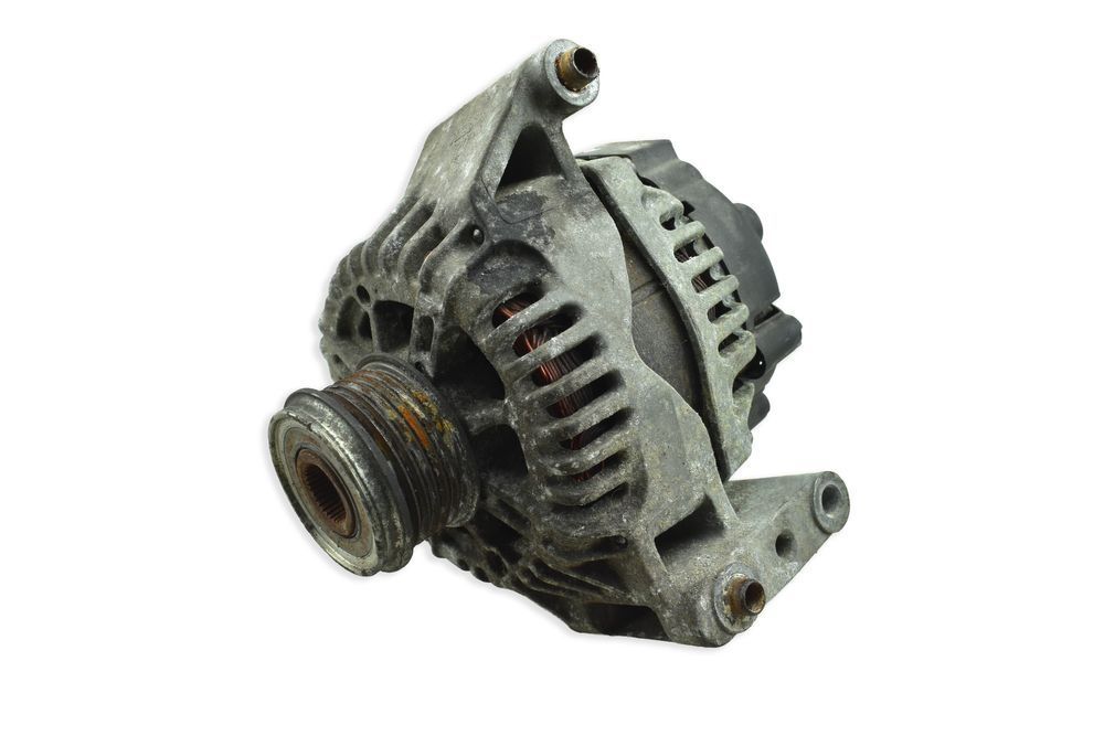 Alternator FIAT DOBLO III OPEL CORSA D ALFA ROMEO MITO 1.3 M-JET 51854103