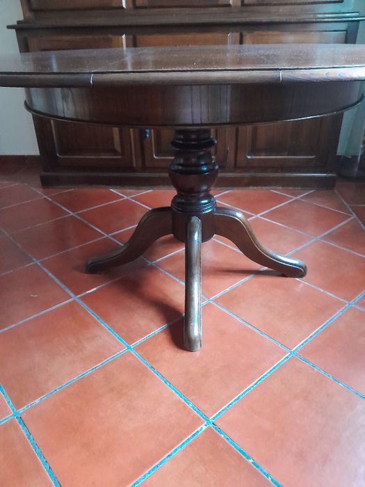 Mesa de sala de jantar e 6 cadeiras
