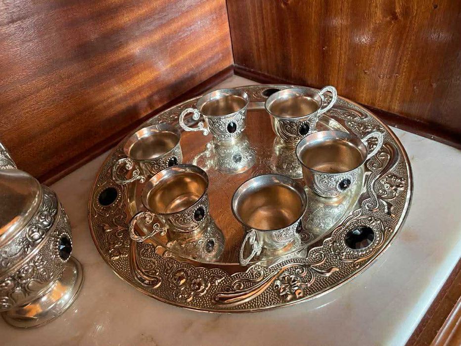 Conjunto de chá ou café arabe