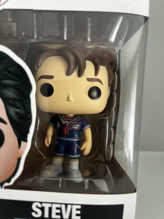Funko POP! Stranger Things - Vinil - Steve - 675 (edição 1800 unidades)
