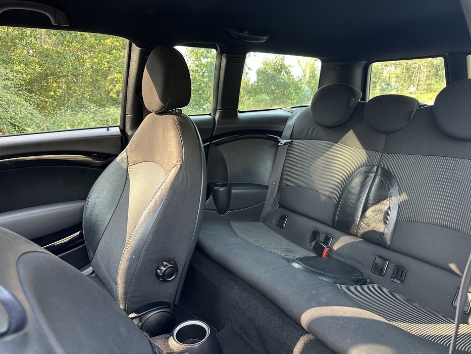 Mini Cooper Clubman 1.6D 110cv