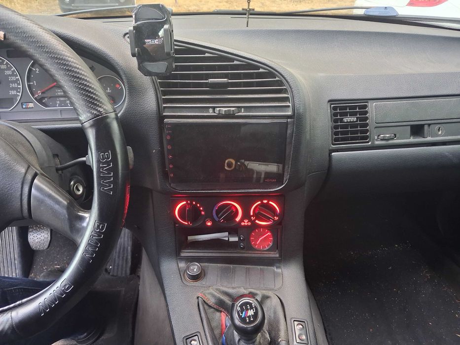 Bmw 318i e36 com pack m