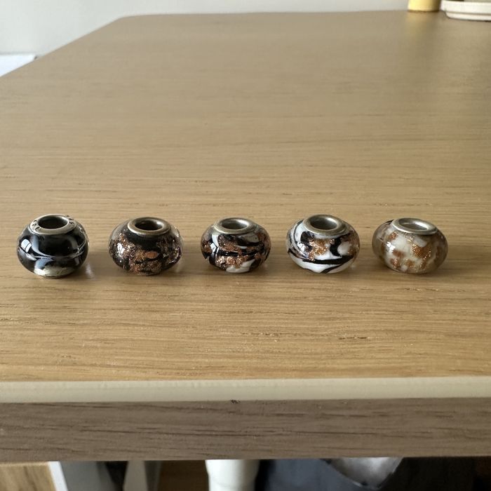 Charmsy beadsy koraliki Pandora Apart murano różne kolory zdobione