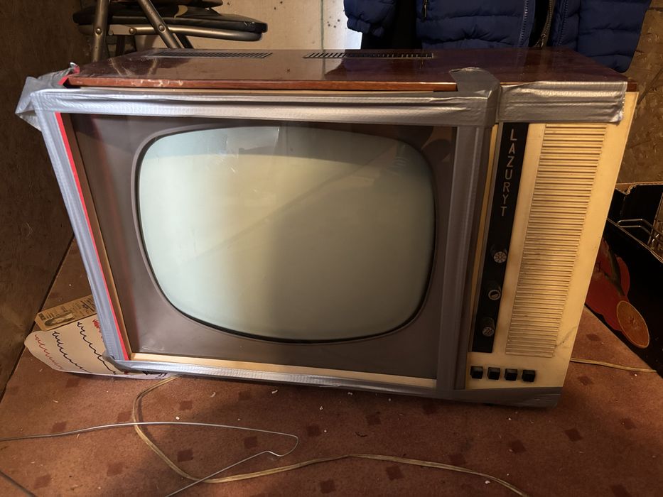 Stary telewizor LAZURYT 102 !