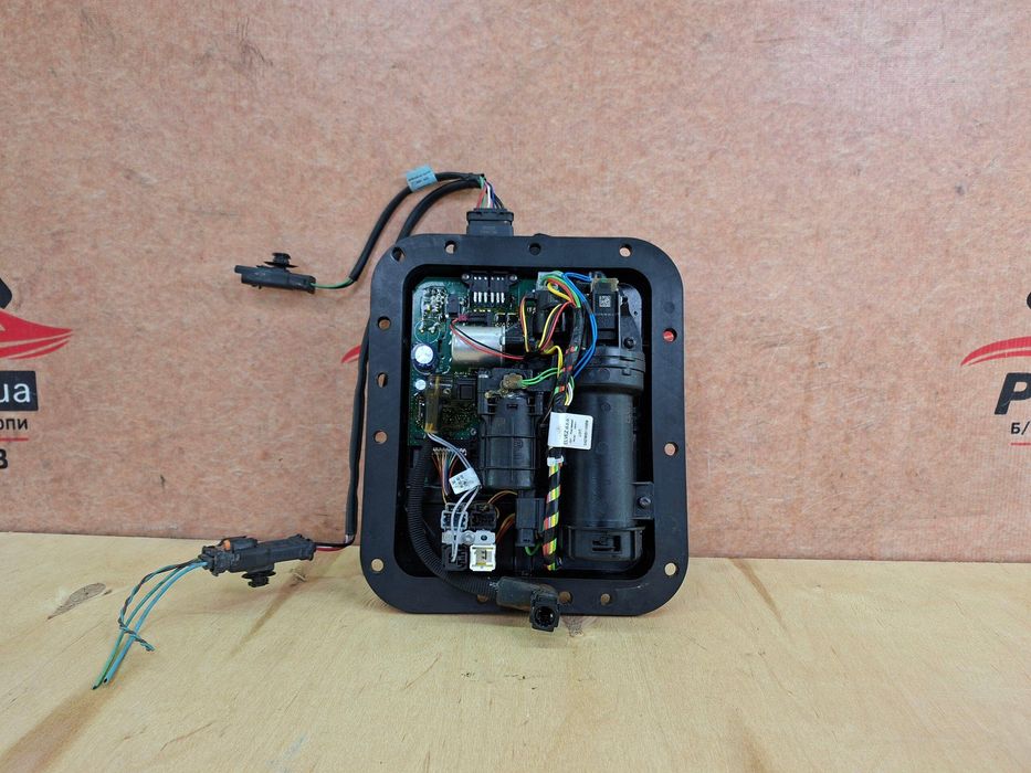 Peugeot 3008, 5008 14-24 Citroen C4 Блок управления Adblue MGIC-SCR01