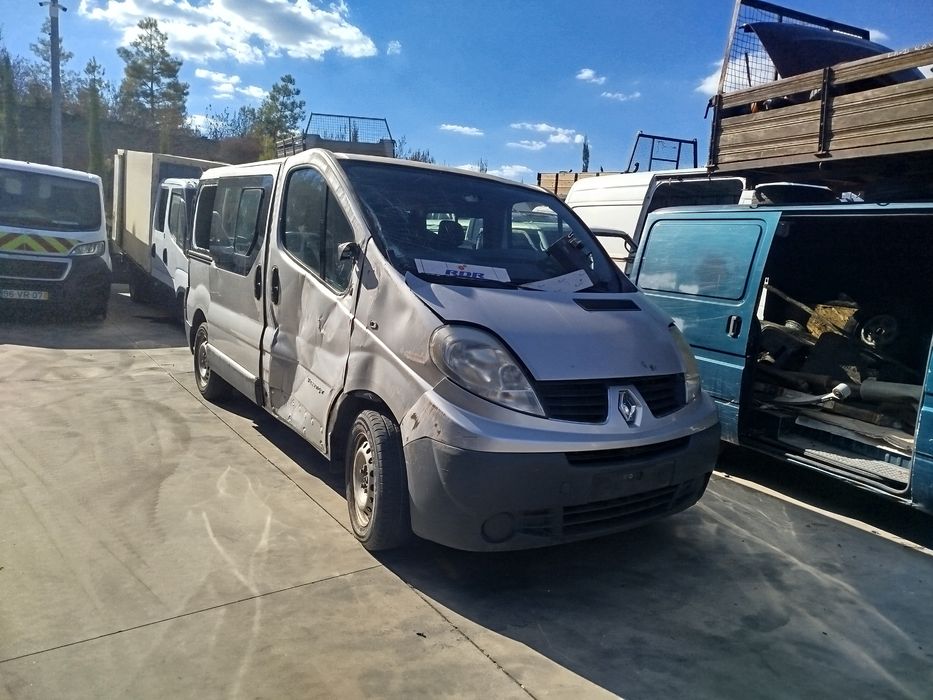 Renault trafic 2.0 dci